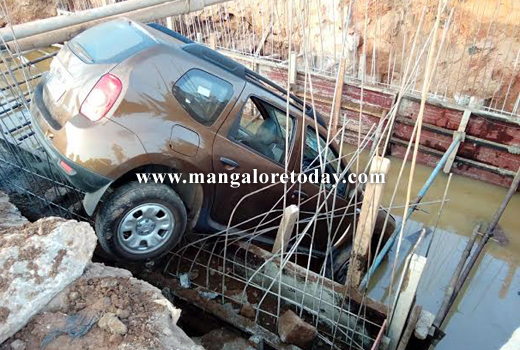  Drunken driving lands car in trench; no casualties 1
